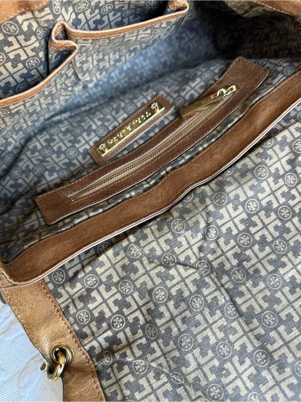 Tory Burch Tan Distressed Leather Shoulder Bag with Gold Logo Medallion